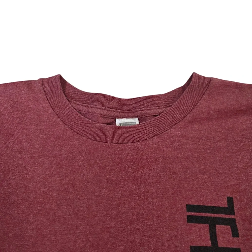 The North Face Pullover Shirt Mens Maroon XL Short Sleeve Knit Graphic Print Tee